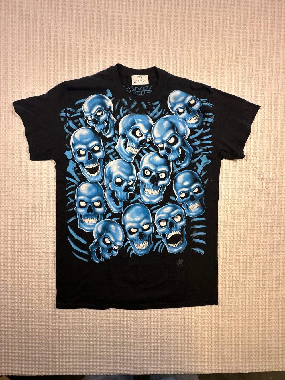 Liquid Blue Skulls 20x28 Md Y2K Retro Skater